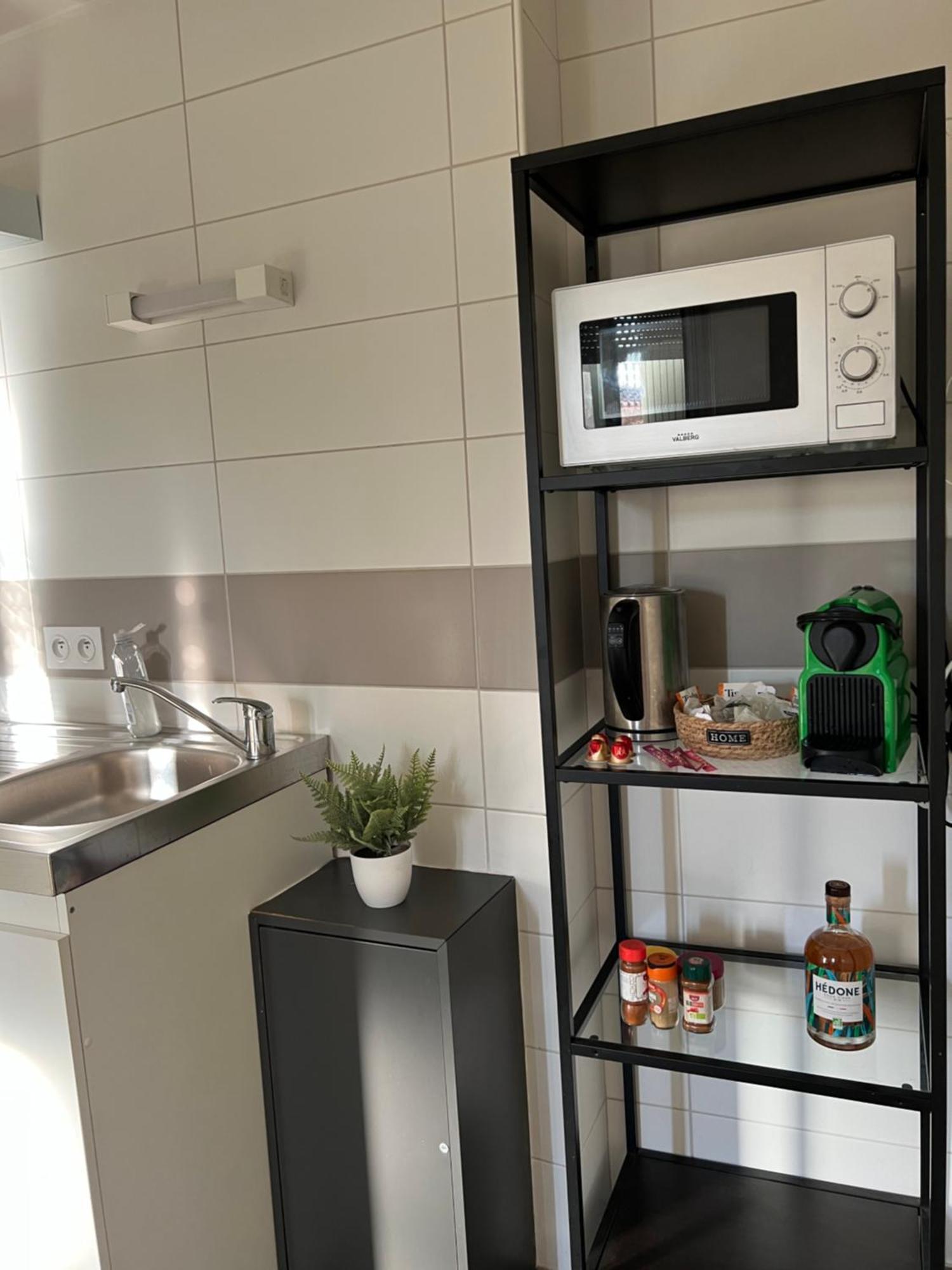 Cosy Studio Hyper Centre Avec Kitchenette & Climatisation Карпентра Екстериор снимка