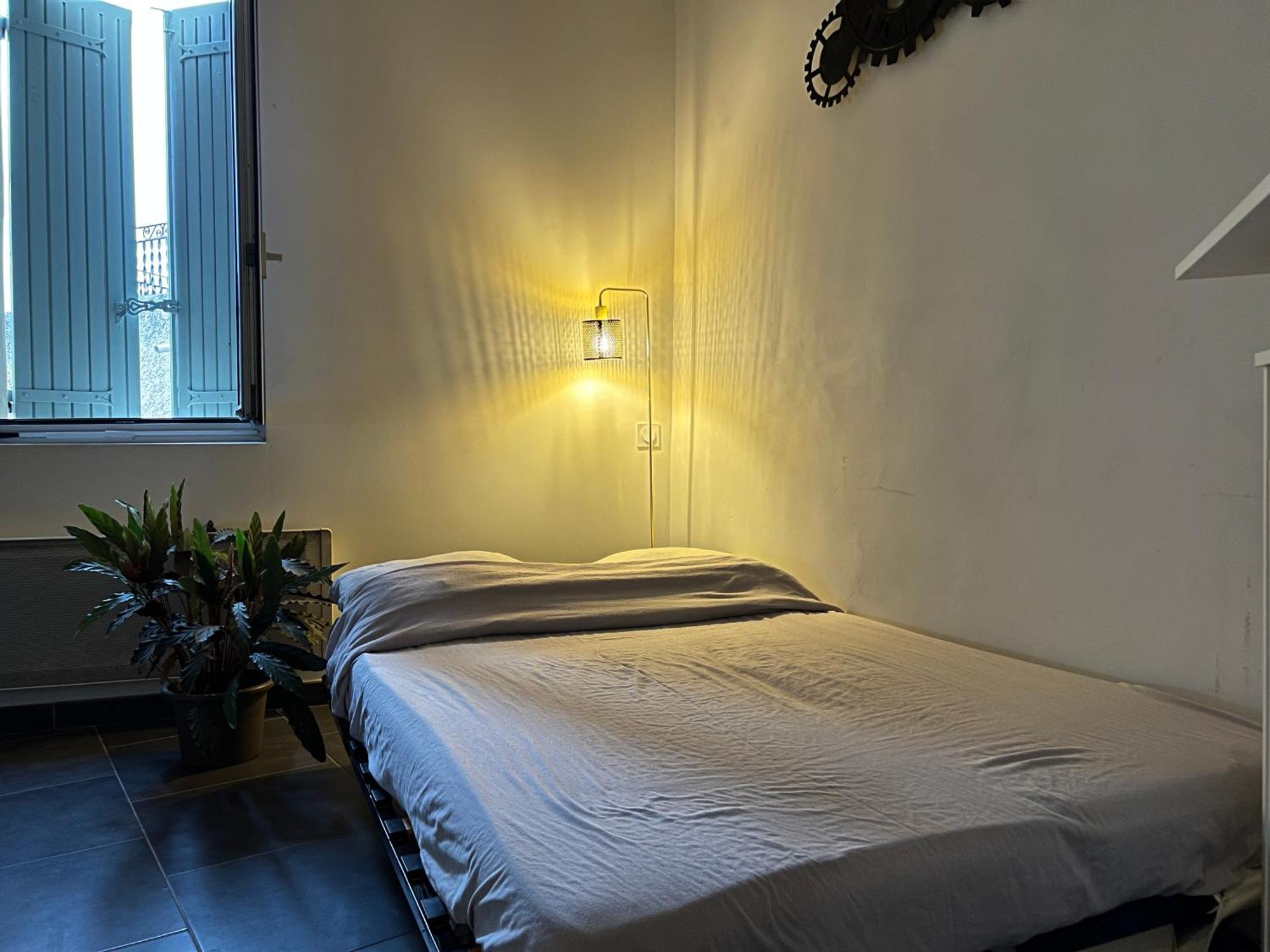 Cosy Studio Hyper Centre Avec Kitchenette & Climatisation Карпентра Екстериор снимка